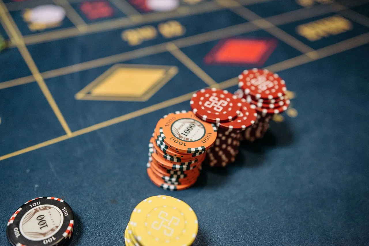 xoila Blackjack – từ luật cơ bản đến bàn live dealer